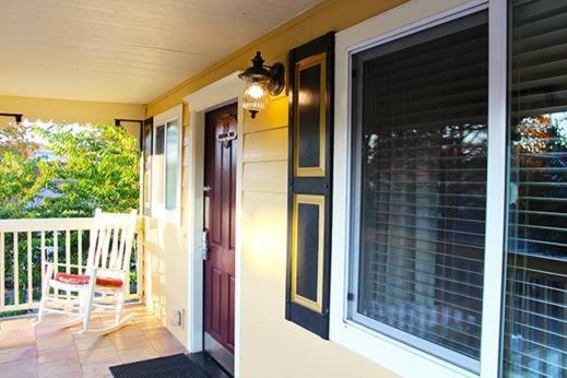 Silverton Inn & Suites エクステリア 写真