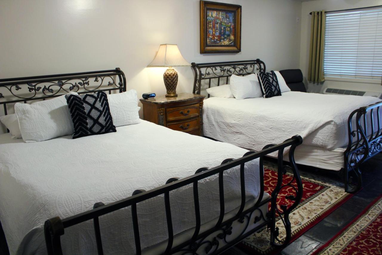 Silverton Inn & Suites エクステリア 写真