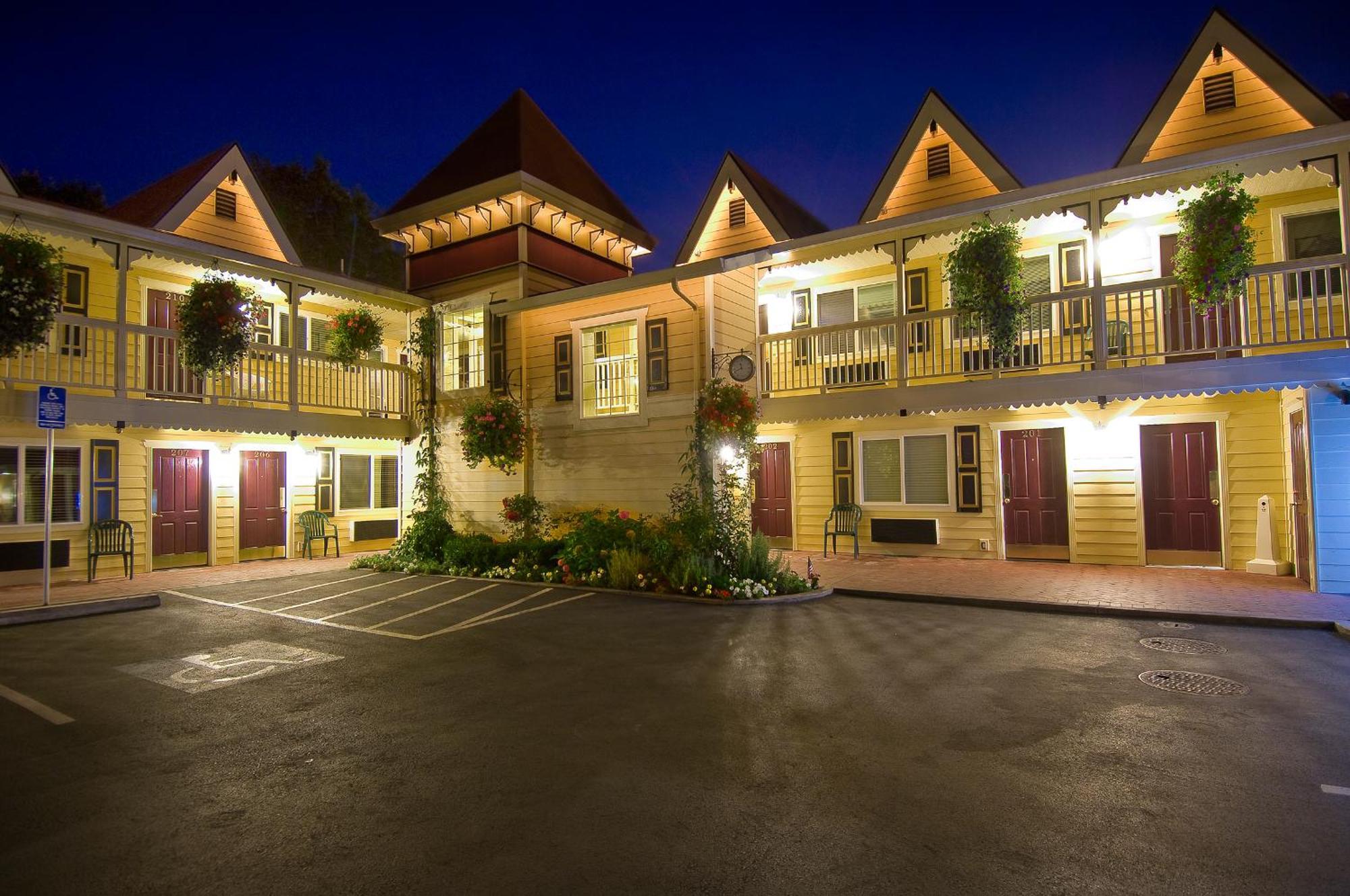 Silverton Inn & Suites エクステリア 写真