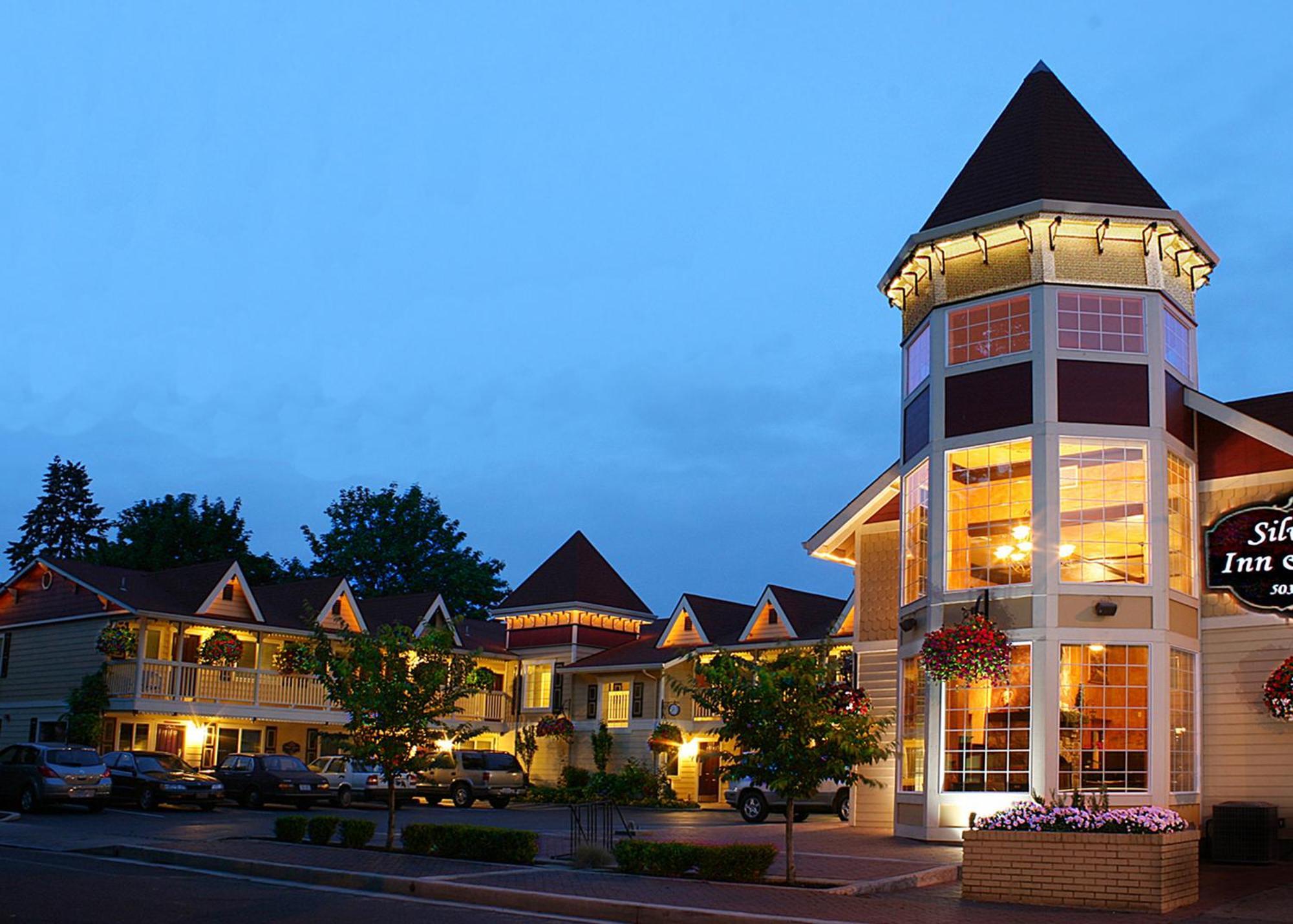 Silverton Inn & Suites エクステリア 写真