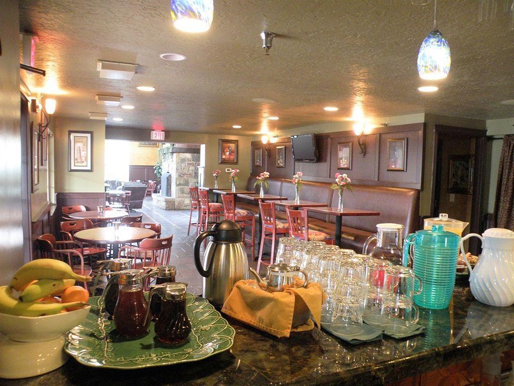 Silverton Inn & Suites エクステリア 写真