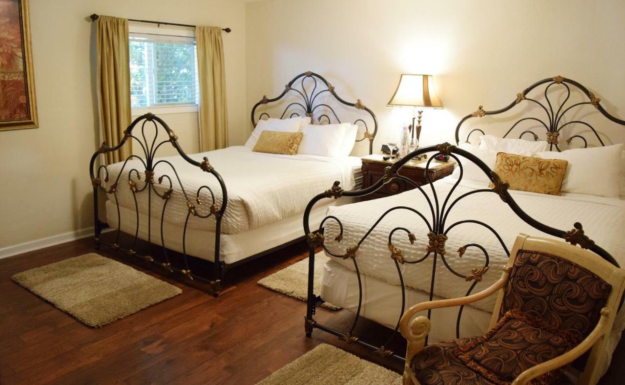 Silverton Inn & Suites エクステリア 写真