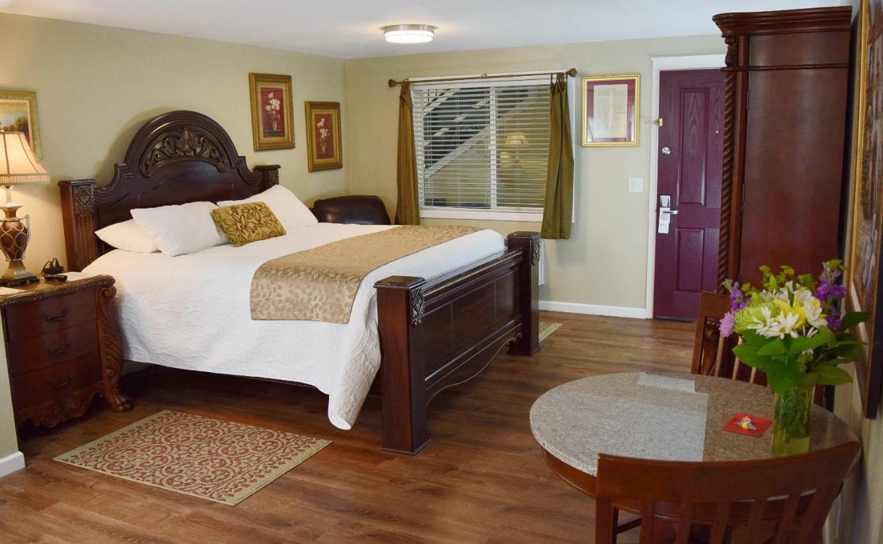 Silverton Inn & Suites エクステリア 写真